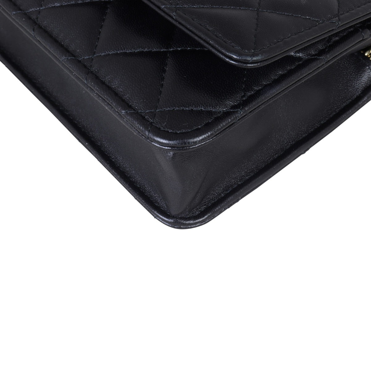 Chanel CC Trendy Wallet on Chain Corner Closeup