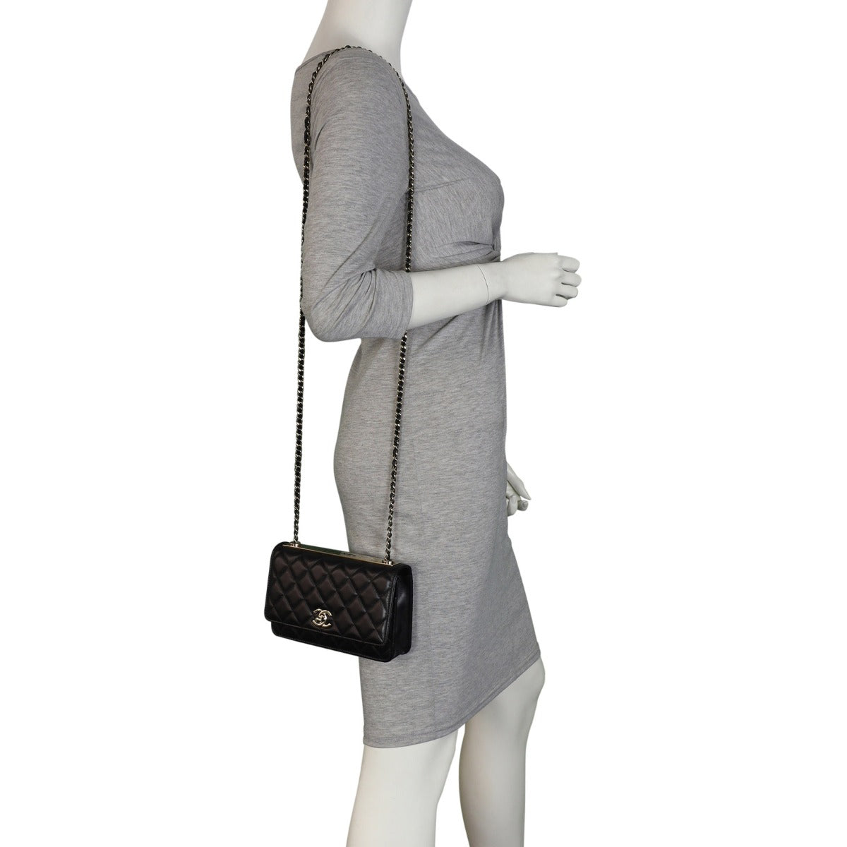 Chanel CC Trendy Wallet on Chain Mannequin