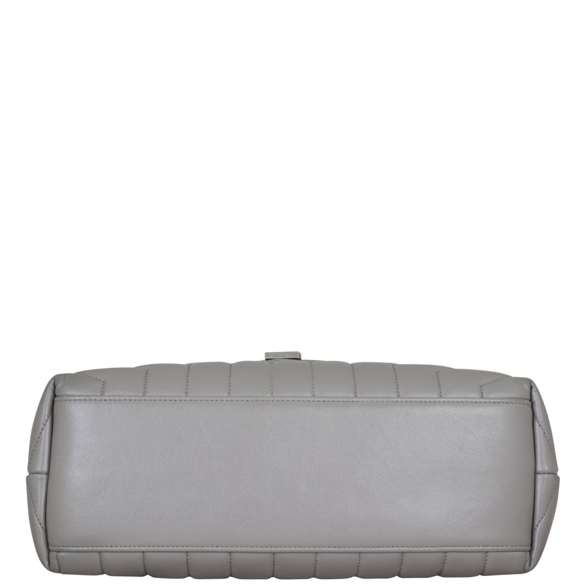 Saint Laurent Loulou Medium Base