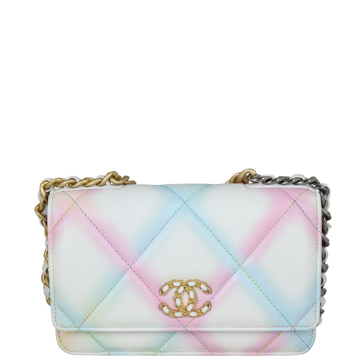 Chanel 19 Wallet on Chain Front