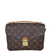Louis Vuitton Pochette Metis Monogram Front