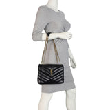 Saint Laurent Loulou Small (black)  Mannequin