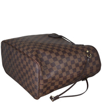 Louis Vuitton Neverfull MM Damier Ebene Corner Distance