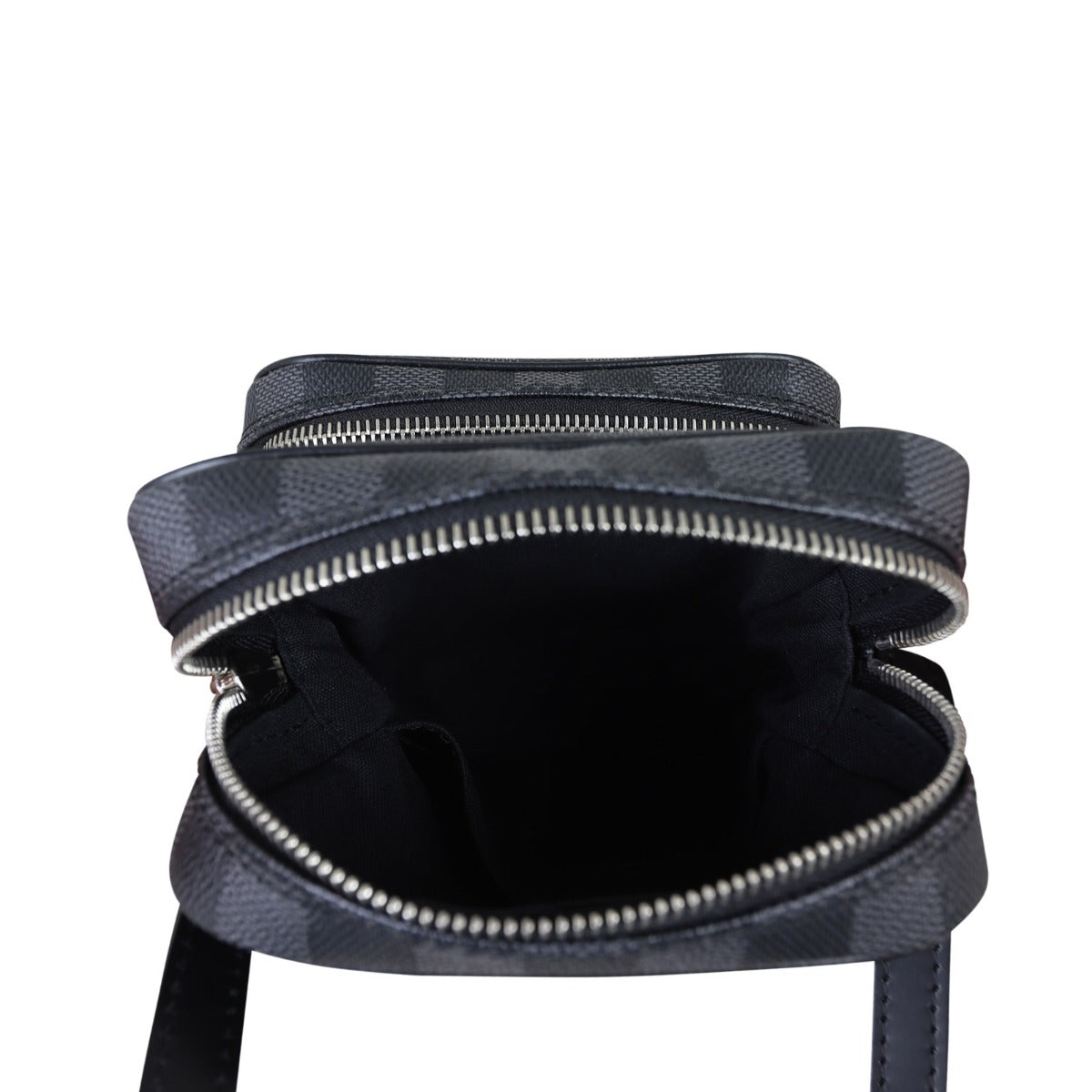 Louis Vuitton Rem Damier Graphite Whole Interior