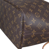 Louis Vuitton Neverfull MM Monogram Corner Close Up
