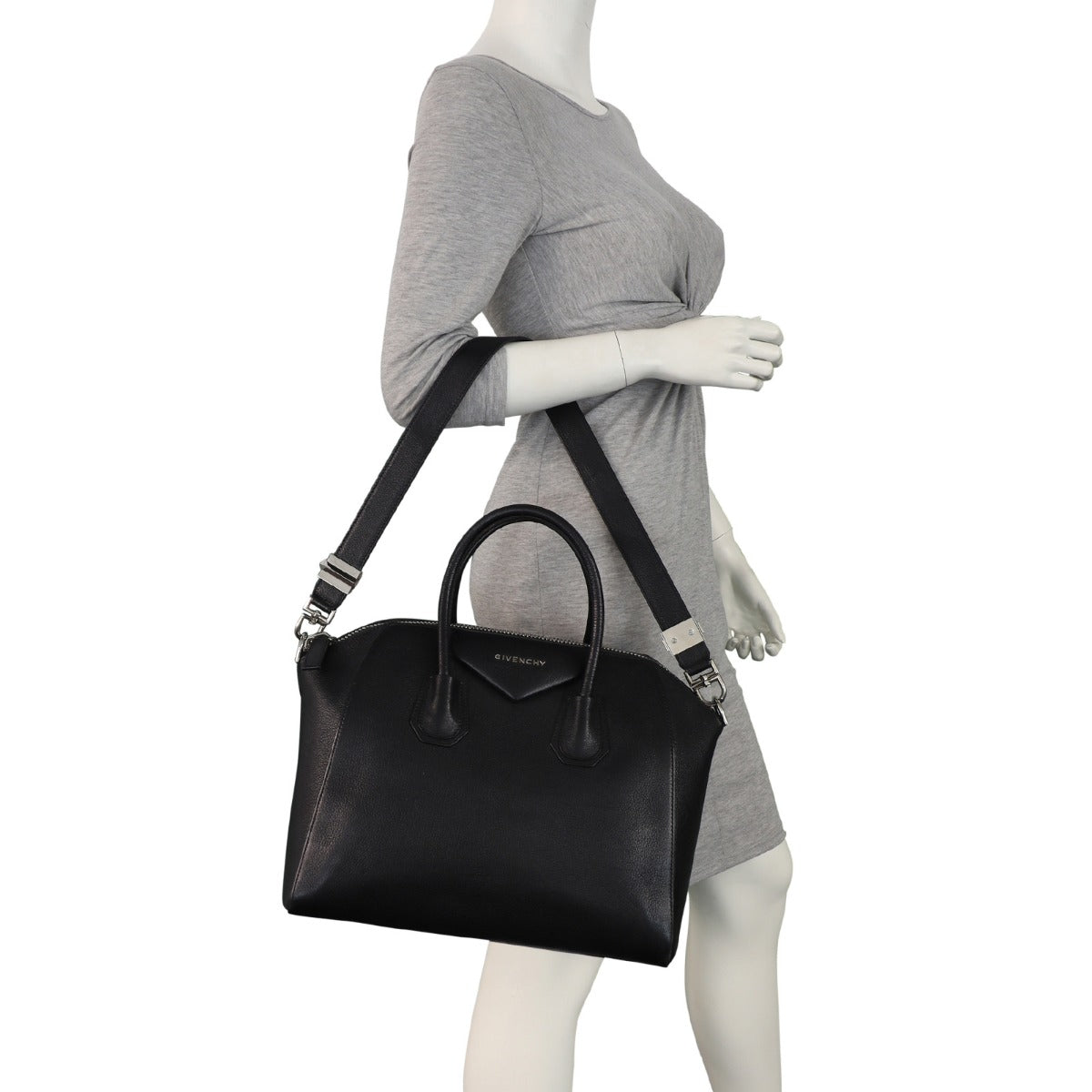 Givenchy Antigona Medium Mannequin