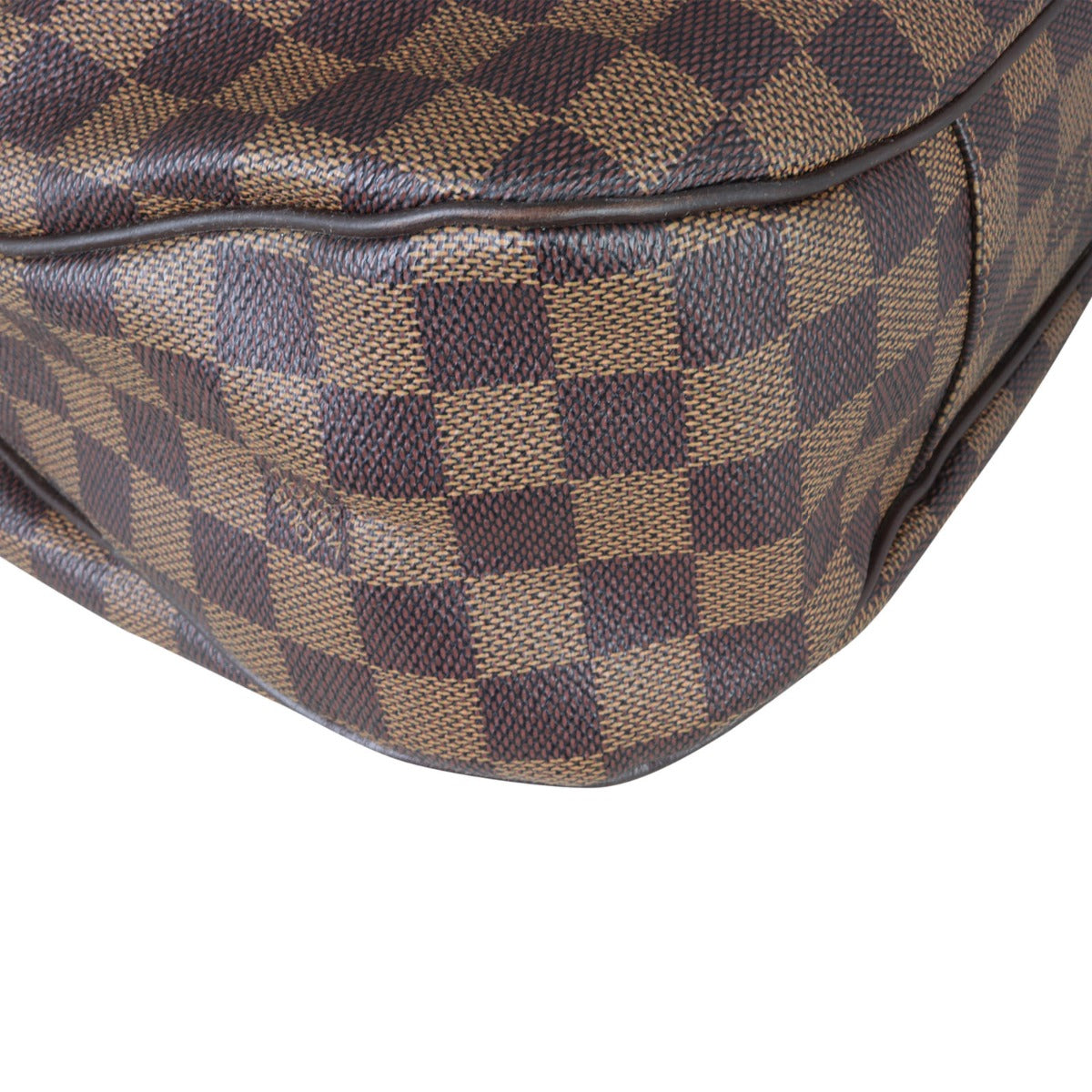 Louis Vuitton Evora MM Damier Ebene Corner Close Up