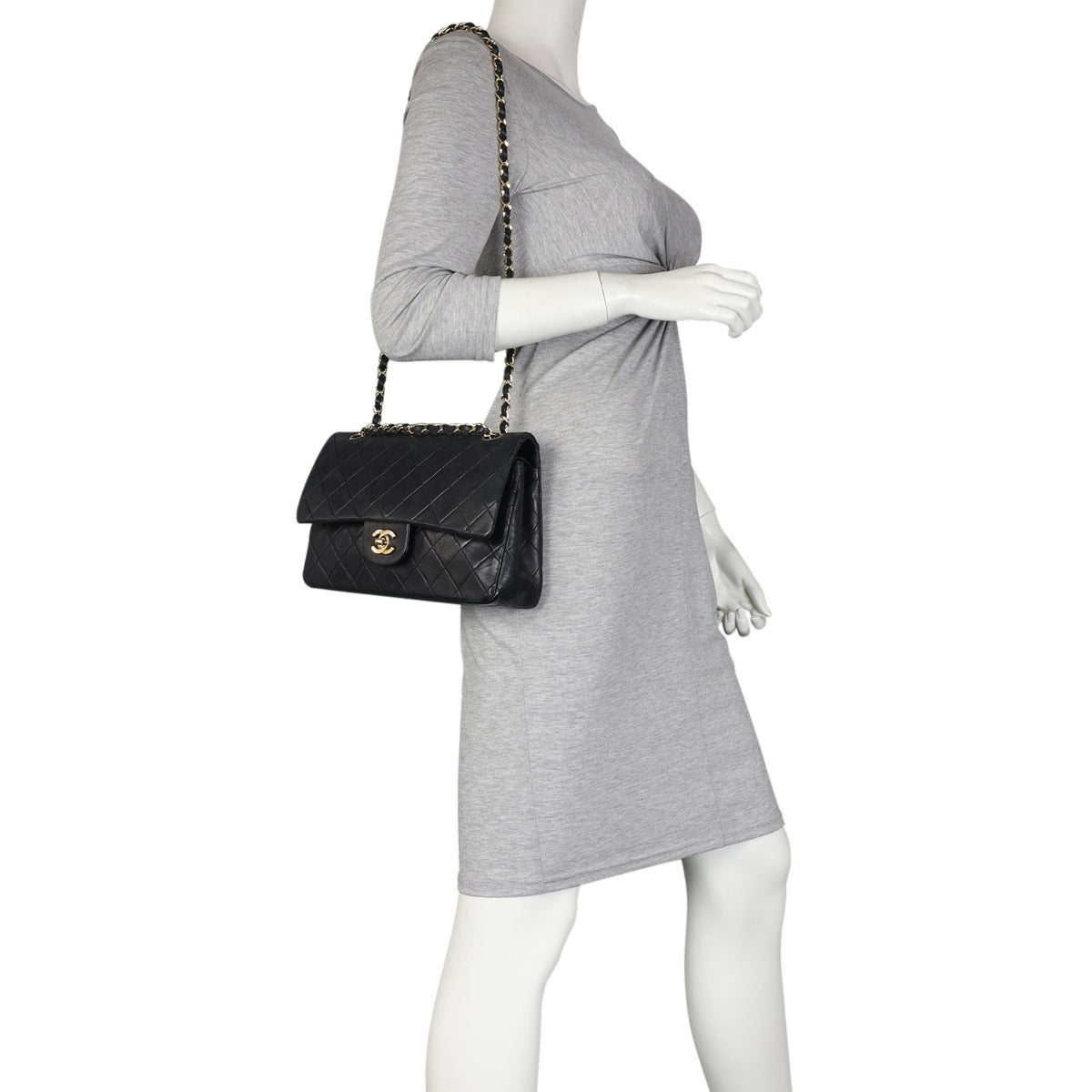 Chanel Classic Double Flap Medium (vintage) Mannequin