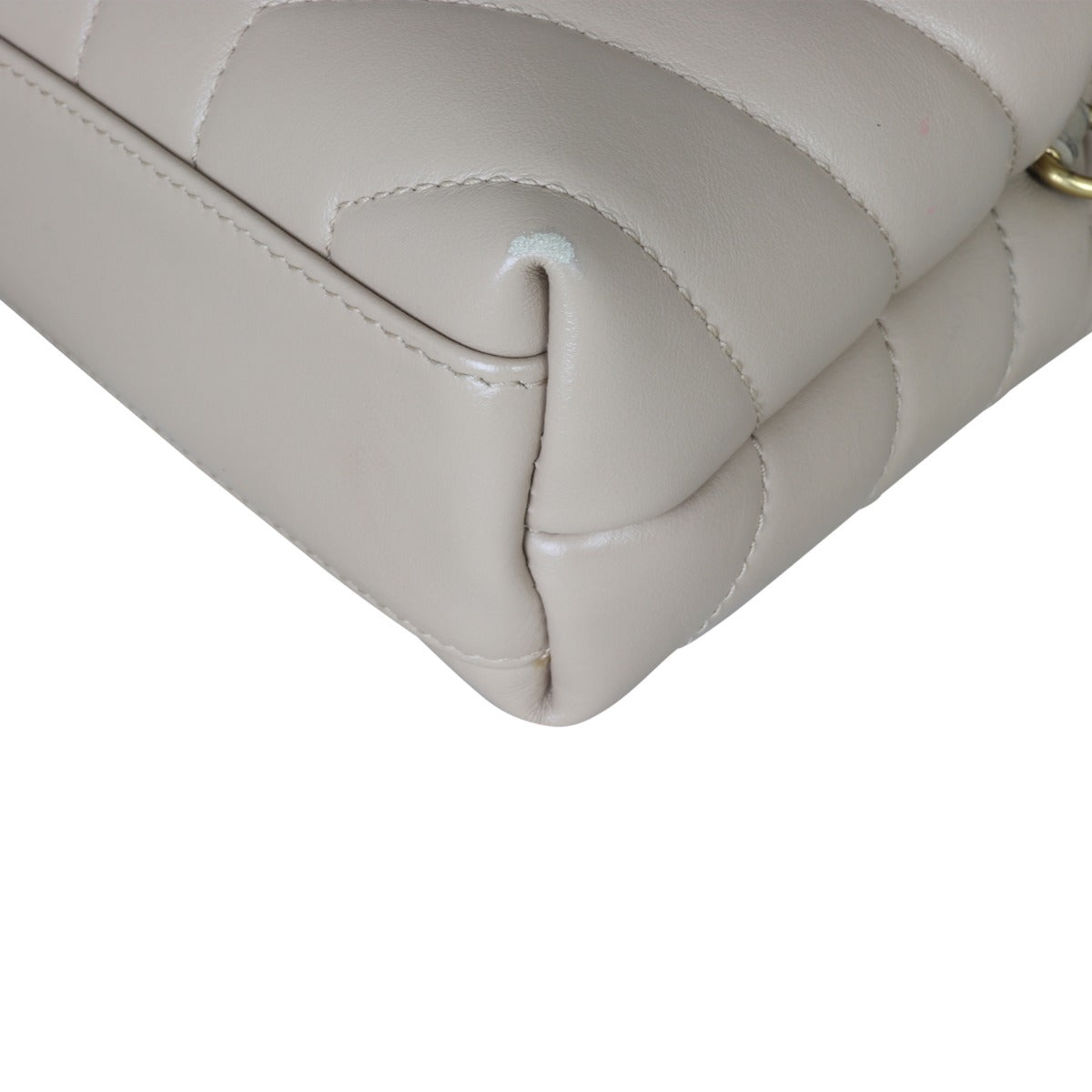 Saint Laurent Toy Loulou Corner Close Up