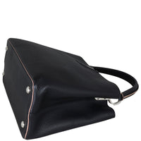 Louis Vuitton Capucines MM Corner Distance