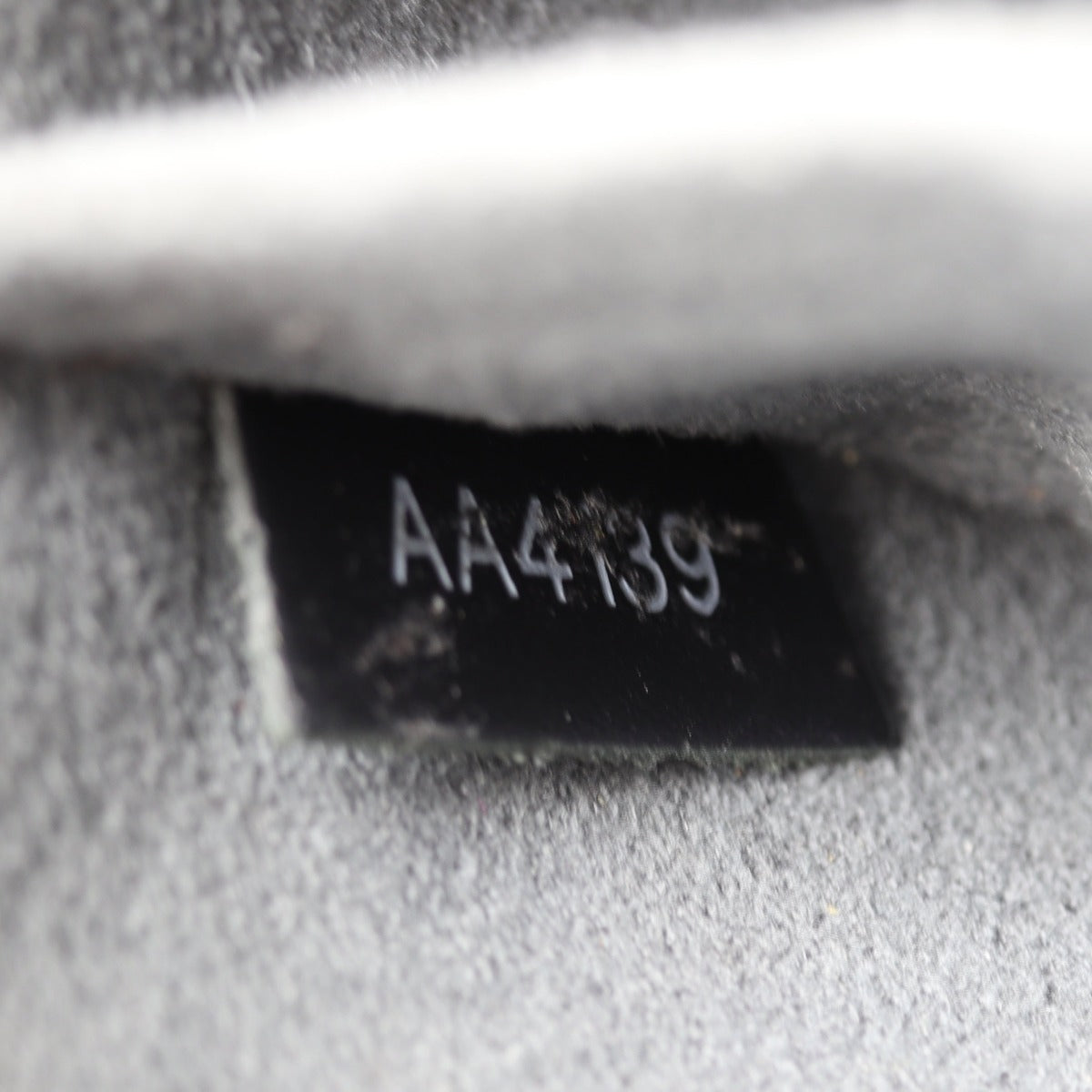 Louis Vuitton Alma BB Epi Date Code