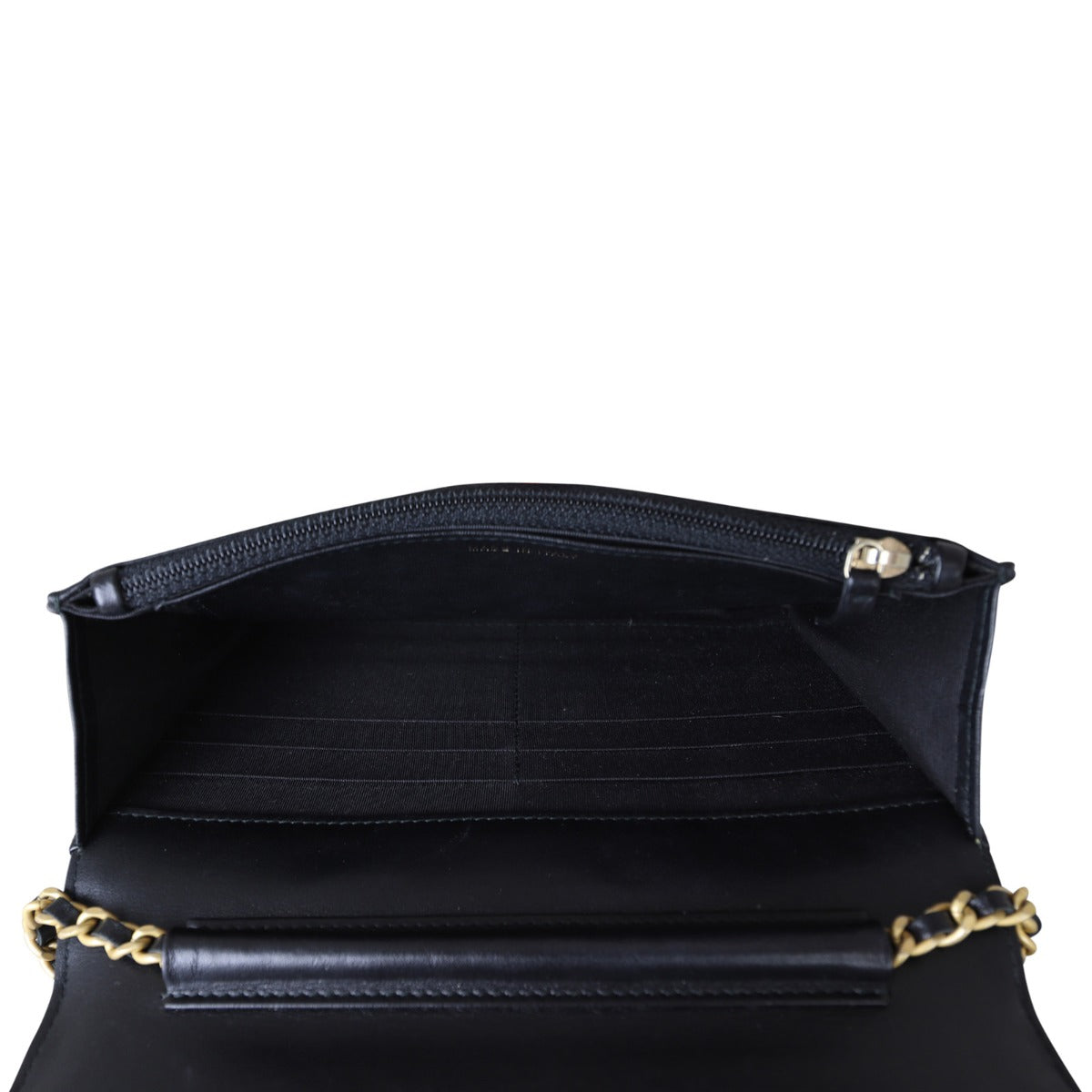 Chanel CC Filigree Wallet on Chain Whole Interior