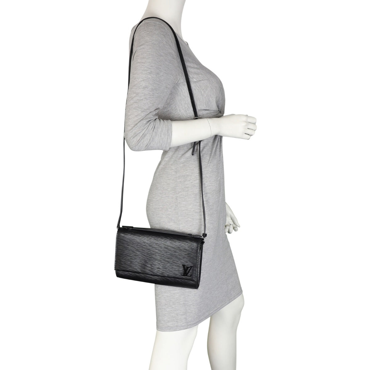 Louis Vuitton Clery Pochette Epi Mannequin