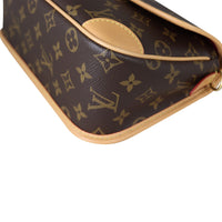 Louis Vuitton Diane Monogram Corner Close Up