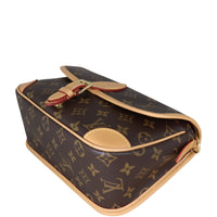 Louis Vuitton Diane Monogram Corner Distance
