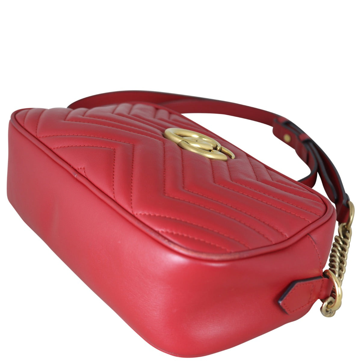 Gucci GG Marmont Small Camera Bag Corner Distance