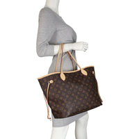 Louis Vuitton Neverfull MM Monogram Mannequin
