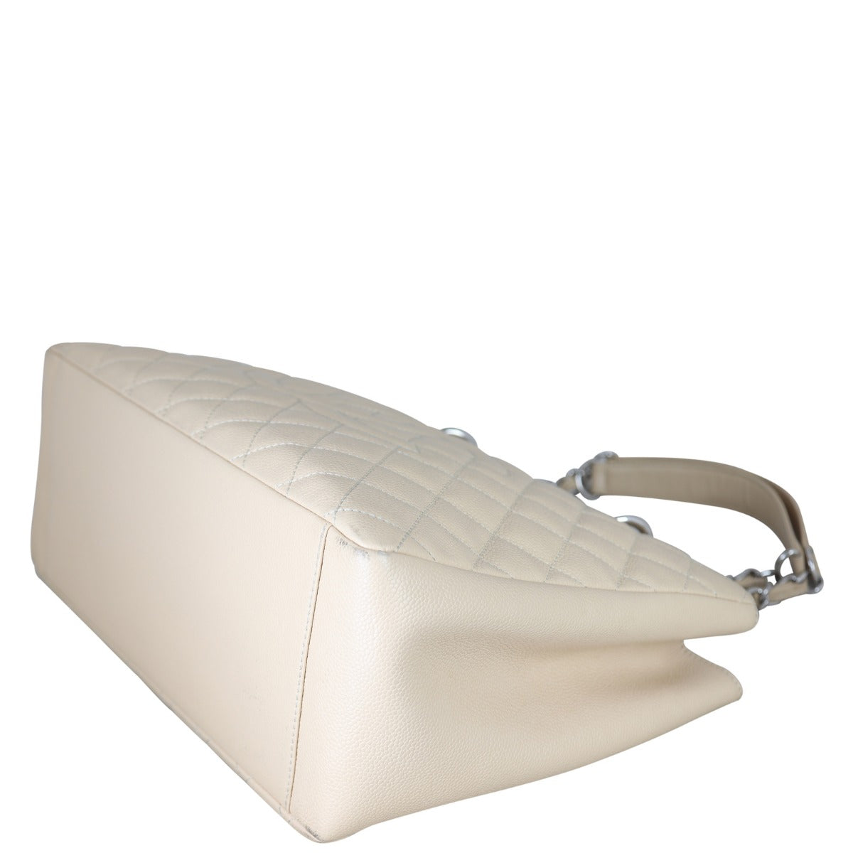 Chanel Grand Shopping Tote Corner Distance