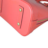 Louis Vuitton Alma BB Monogram Vernis close corner