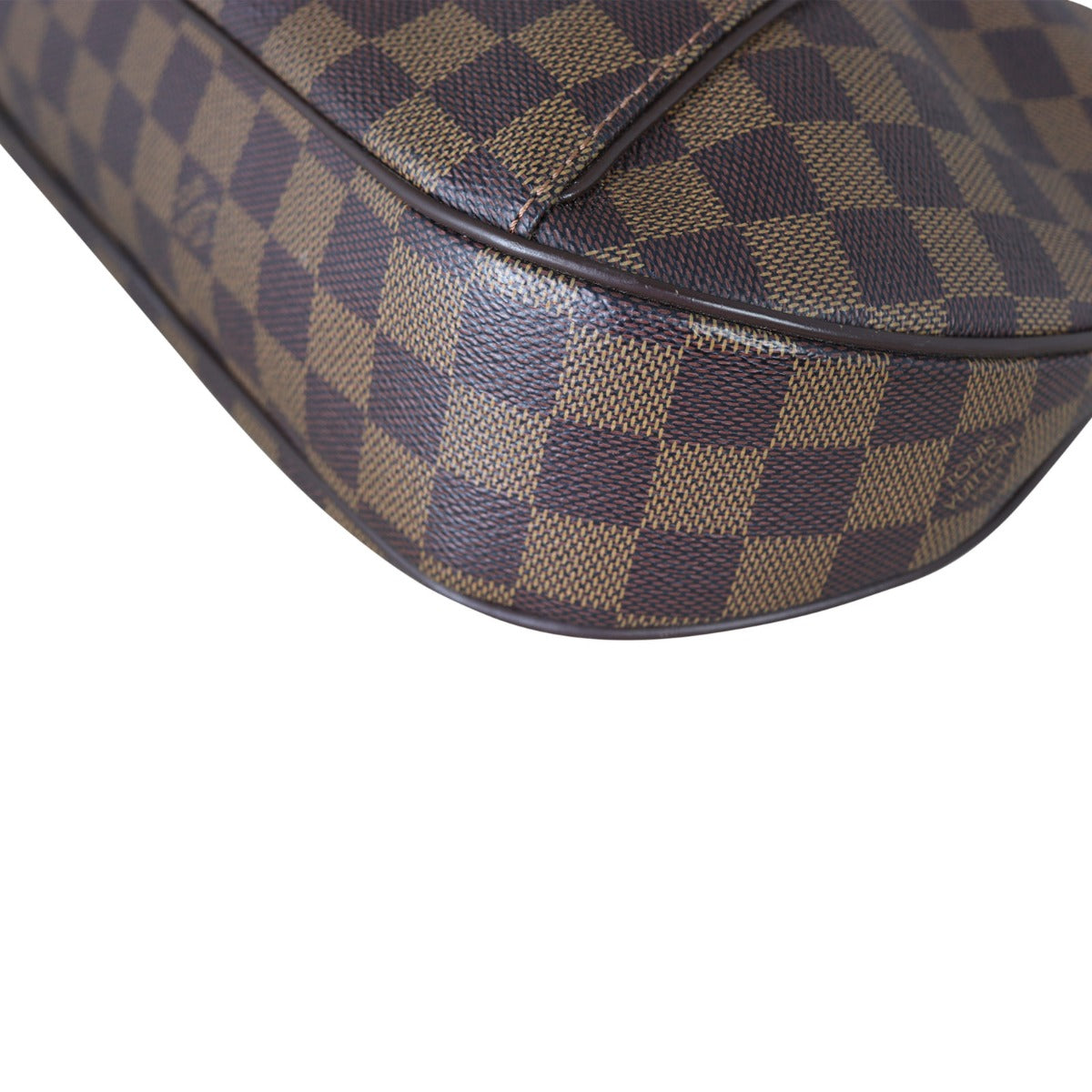 Louis Vuitton Thames GM Damier Ebene Corner Close Up
