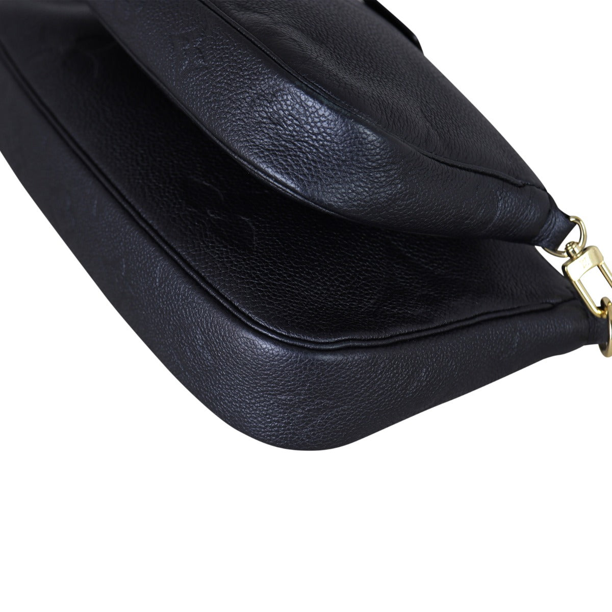 Louis Vuitton Multi Pochette Accessoires Monogram Empreinte Corner Close Up