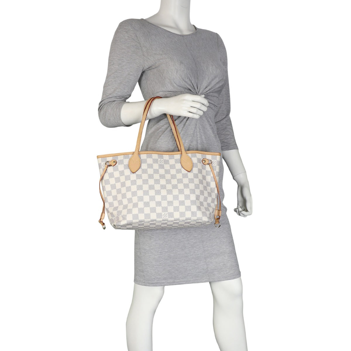 Louis Vuitton Neverfull PM Damier Azur Mannequin
