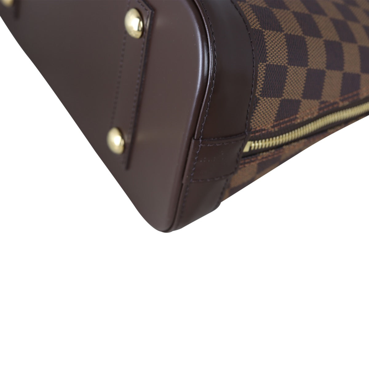Louis Vuitton Alma PM Damier Ebene Corner Close Up