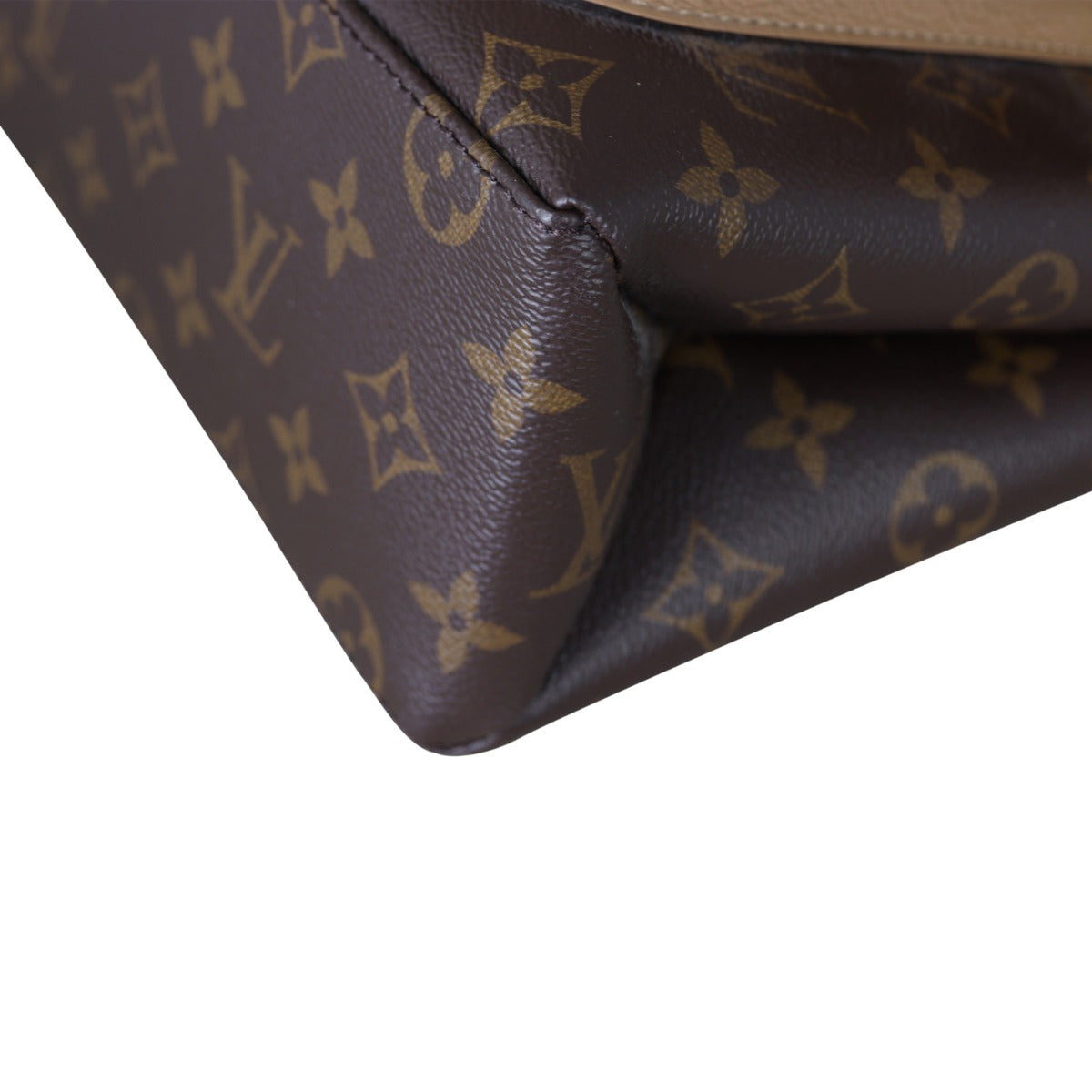Louis Vuitton Marignan Messenger Bag Monogram Corner Close Up