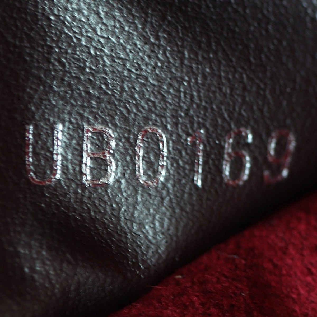 Louis Vuitton MyLockMe Chain Pochette Date code
