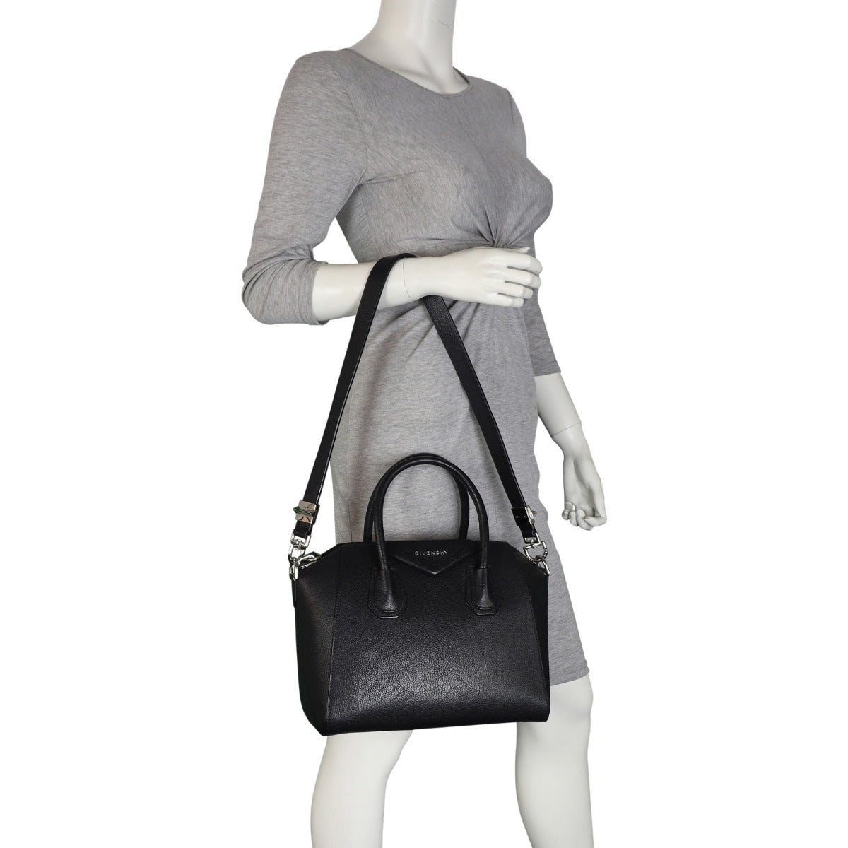 Givenchy Antigona Medium Mannequin
