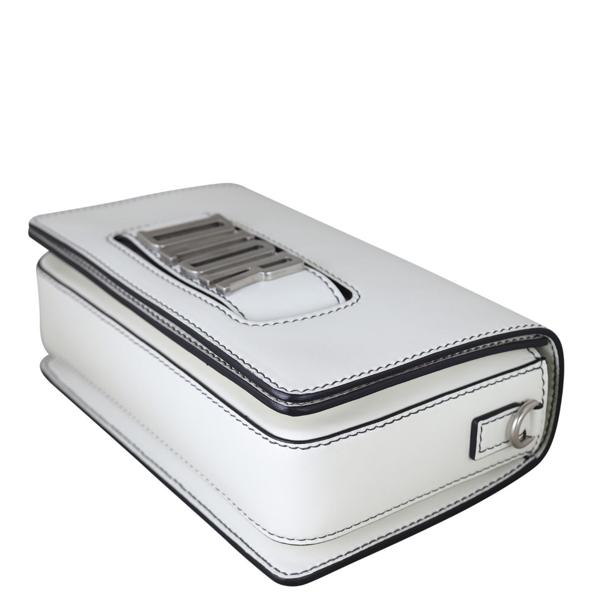 Dior Dio(r)evolution Flap Bag Corner Distance