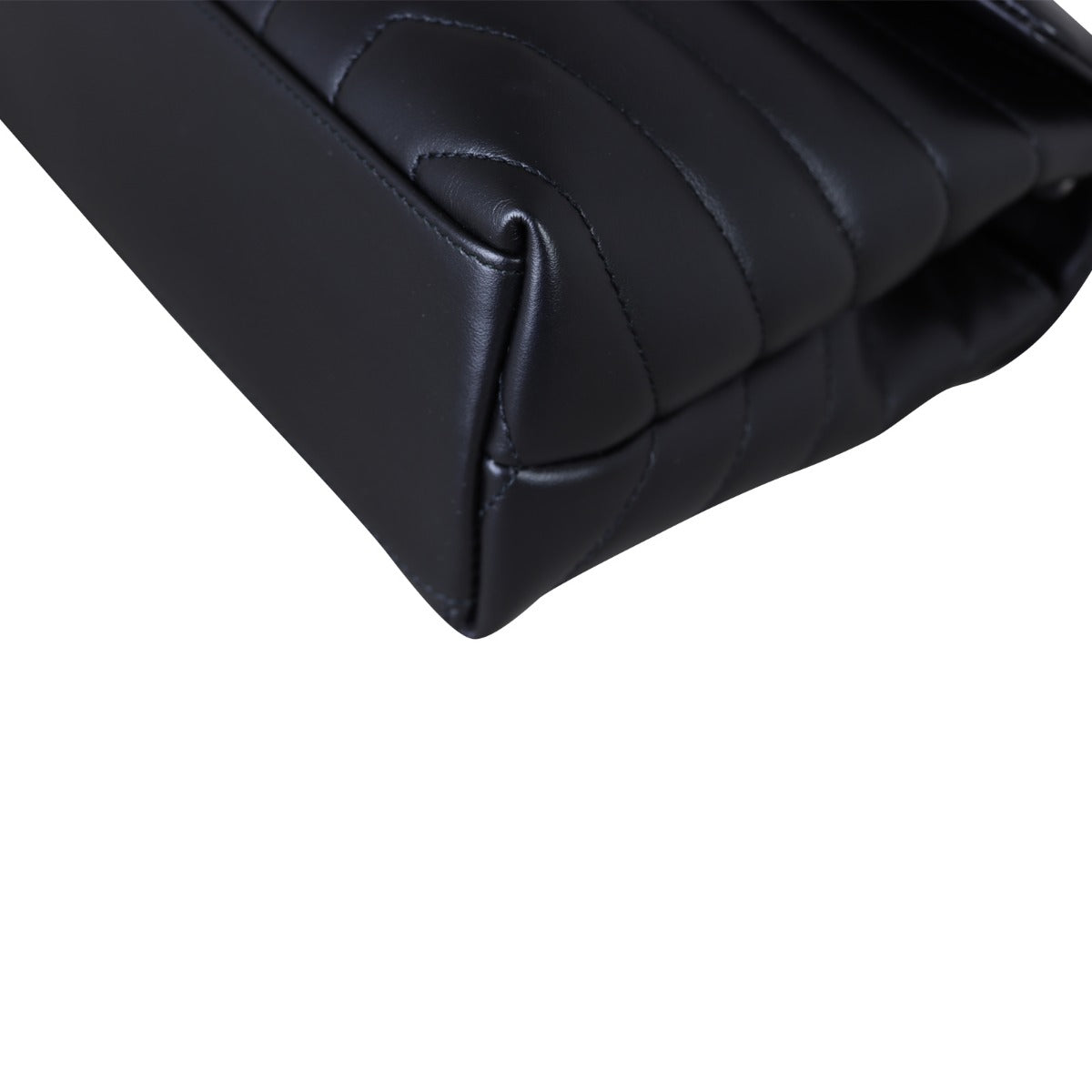 Saint Laurent Loulou Small Corner Close Up