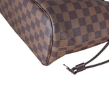 Louis Vuitton Neverfull PM Damier Ebene Corner Close Up