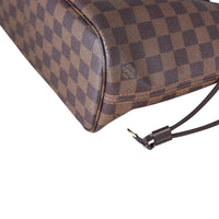 Louis Vuitton Neverfull PM Damier Ebene Corner Close Up