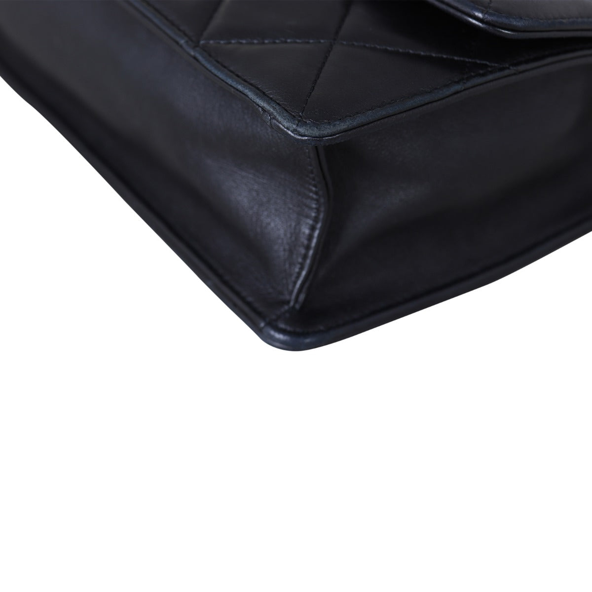  Chanel CC Golden Class Flap Bag Large Corner Close Up