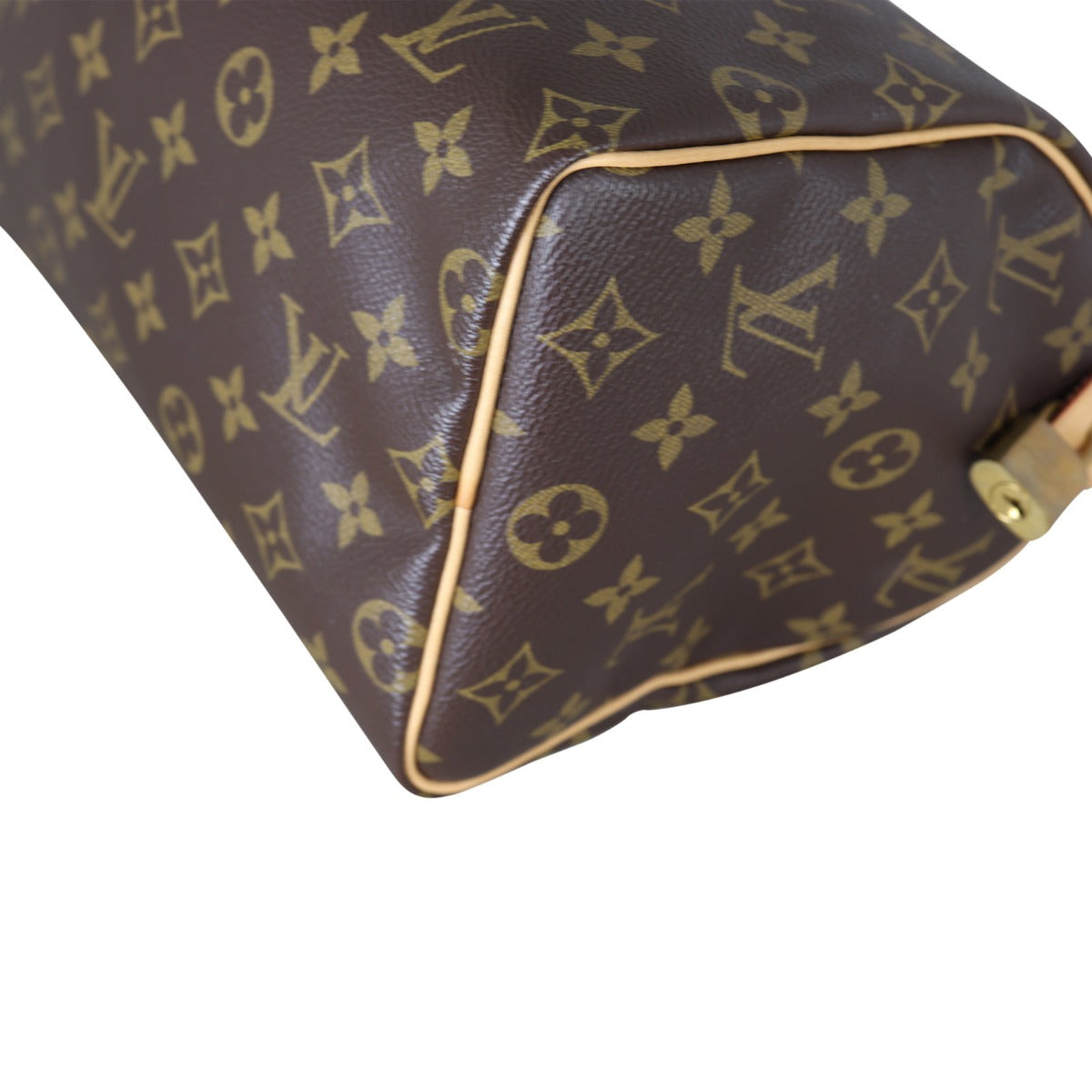 Louis Vuitton Speedy 25 Monogram Corner Close Up
