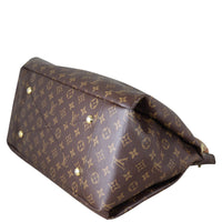 Louis Vuitton Artsy MM Monogram Corner Distance