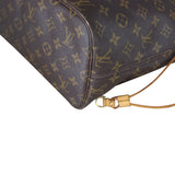 Louis Vuitton Neverfull MM Monogram Corner Close Up