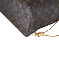 Louis Vuitton Neverfull MM Monogram Corner Close Up