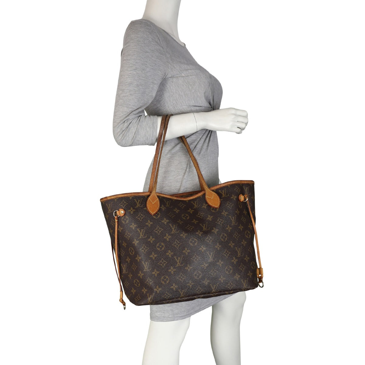 Louis Vuitton Neverfull MM Monogram Mannequin