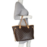 Louis Vuitton Neverfull MM Monogram Mannequin