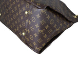 Louis Vuitton Artsy MM Monogram Corner Closeup