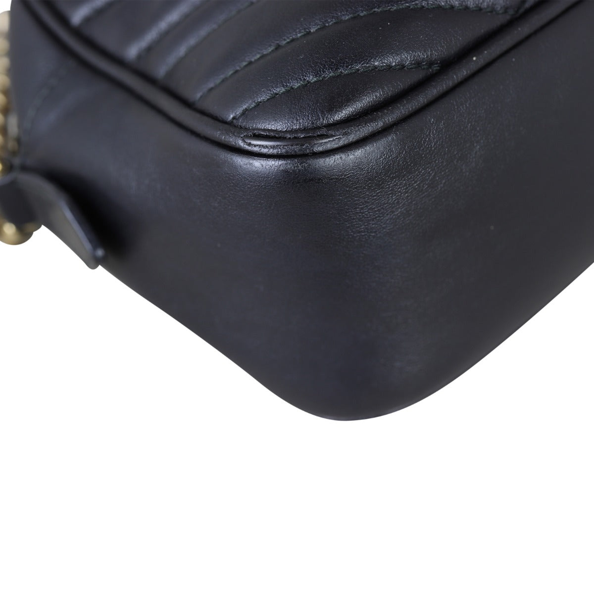 Gucci GG Marmont Small Camera Bag Corner Close Up