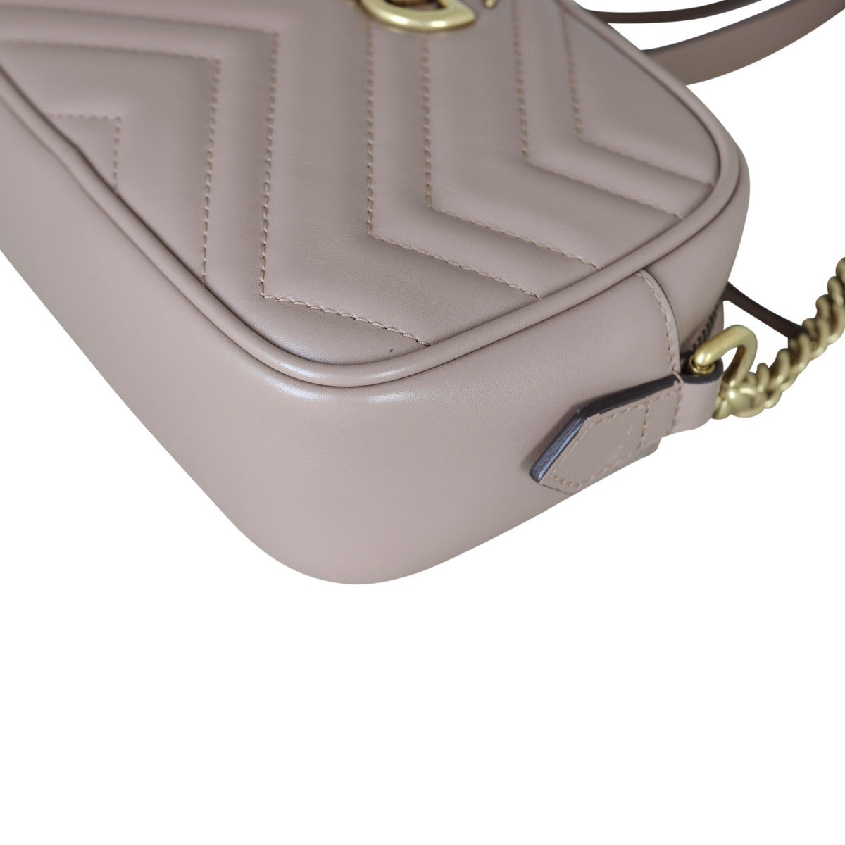 Gucci GG Marmont Mini Camera Bag Corner Close Up