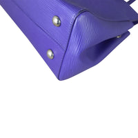 Louis Vuitton Marly BB Epi Corner Close Up