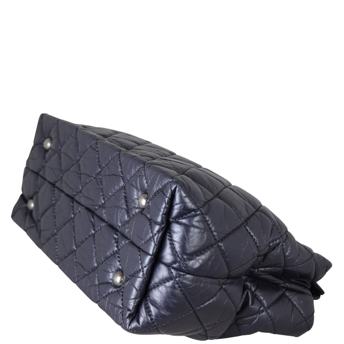 Chanel Reissue 2.55 Shopping Tote Corner Distance