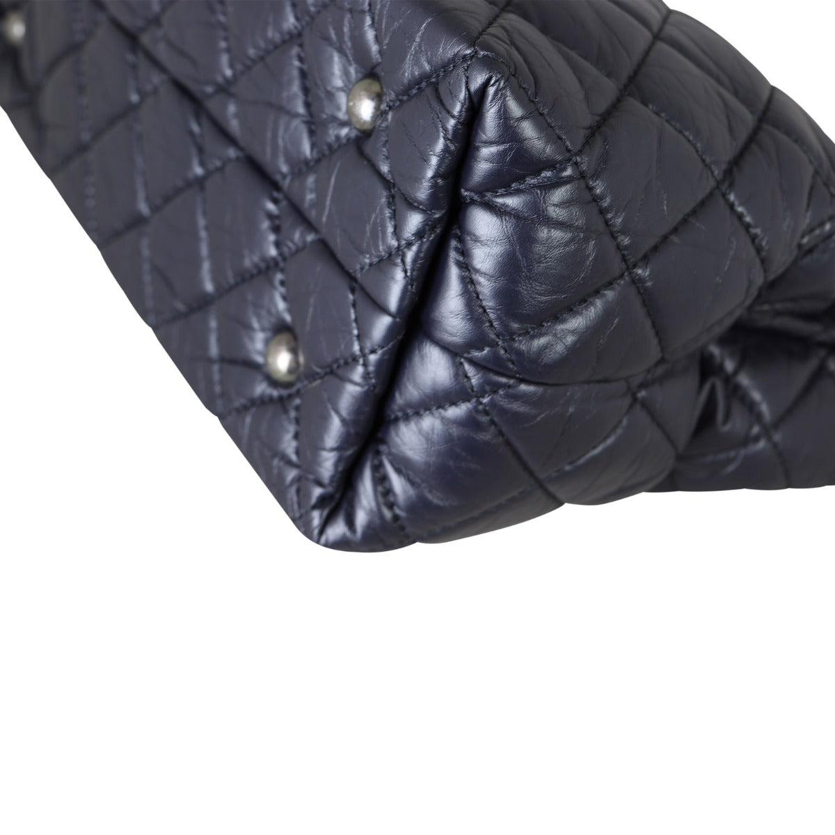 Chanel Reissue 2.55 Shopping Tote Corner Close Up