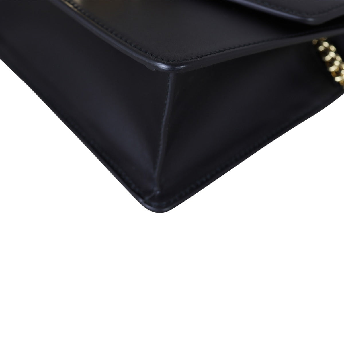 Gucci Sylvie Mini Chain Bag Corner Close Up