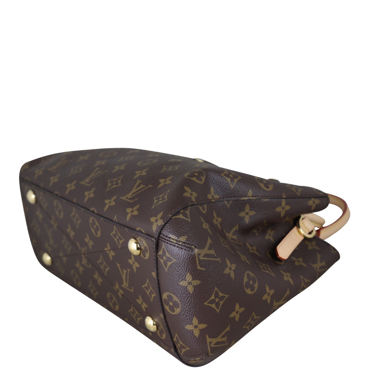Louis Vuitton Montaigne MM Monogram Corner Distance