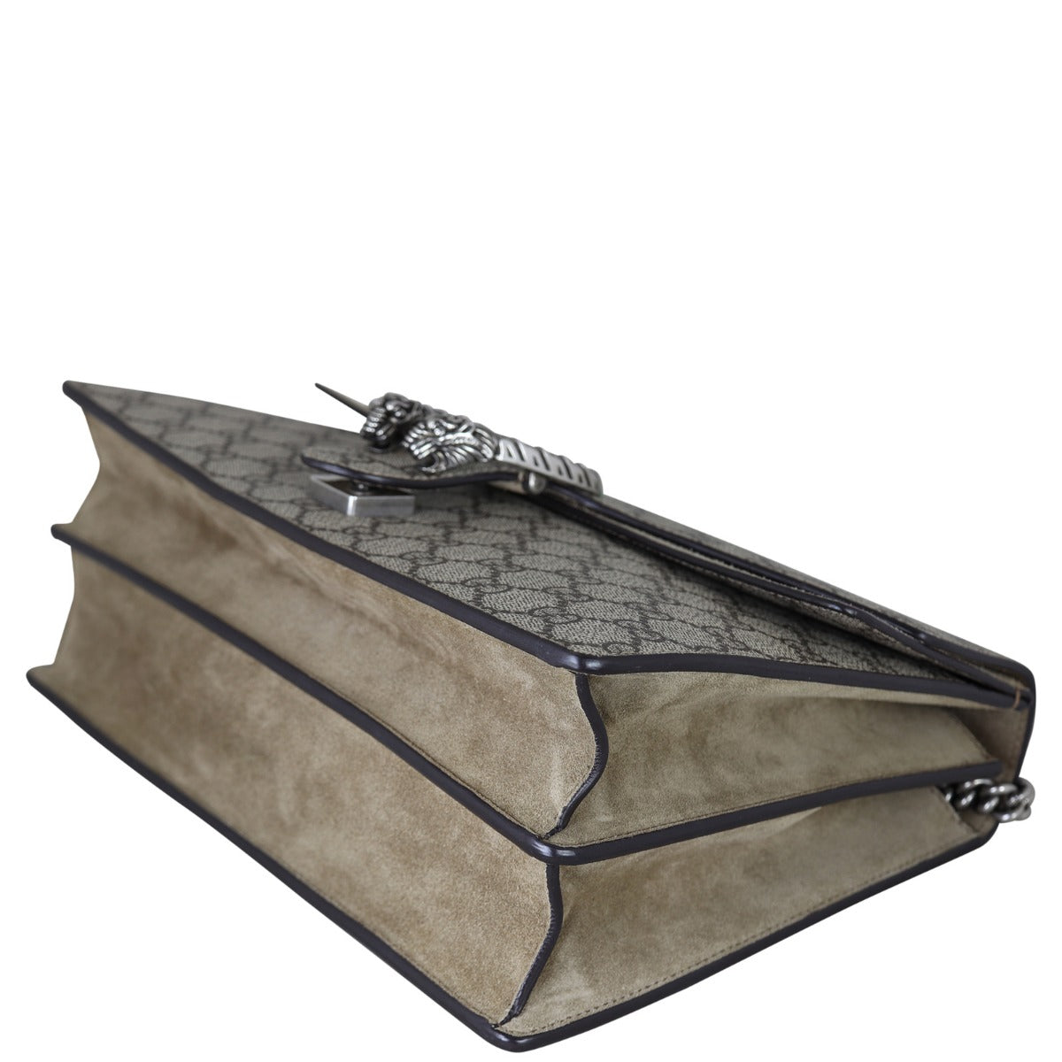 Gucci Dionysus GG Supreme Medium Shoulder Bag Corner Distance